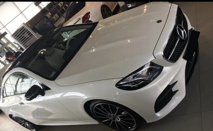 Mercedes-Benz Klasa E cena 235000 przebieg: 89000, rok produkcji 2018 z Warszawa małe 29